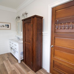 Master Bathroom - Products