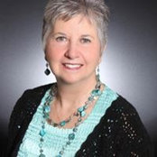 Betty Silva's photo