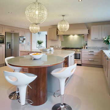 Classic/Contemporary