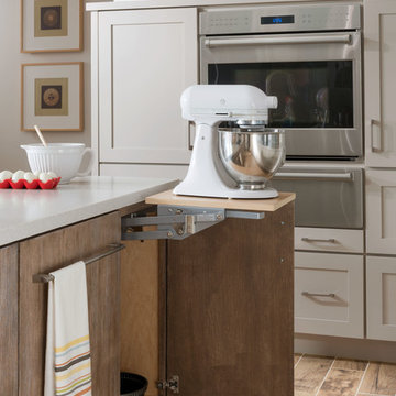 Kitchen Designed for Convenient Cooking