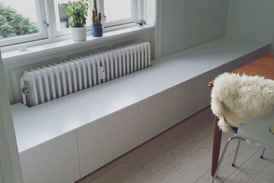 Møbel til vinduesniche