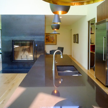 Contemporary Farmhouse Valparaiso