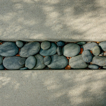 Modern Concrete Front Walk - Mequon