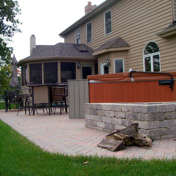 Spa Deck, Patio w/ Fire Pit, and Screen Porch in North Chicago Suburbs