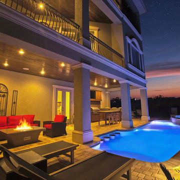 Pools & Outdoor Living