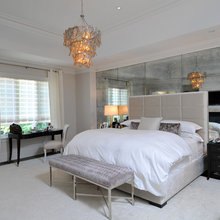 Mirrored walls