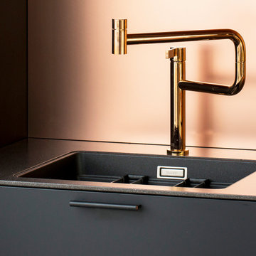 Leather handle COMO - Custom-made accents for limitless applications