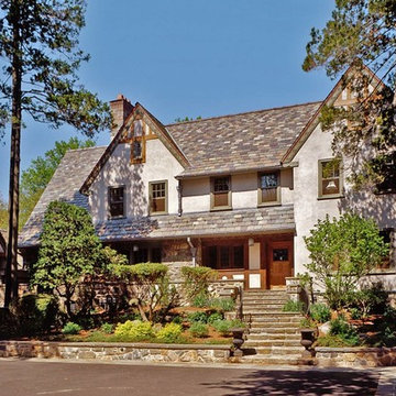 Mid-Country Tudor