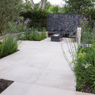 Contemporary Living, Contemporary Garden and Courtyard