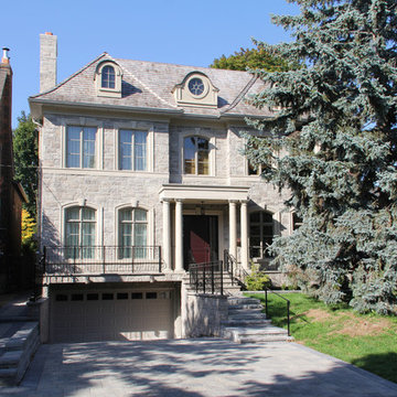 Traditional Style Luxury Home in Forest Hill