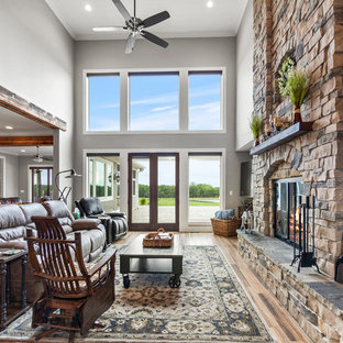 75+ Landhausstil Wohnzimmer mit Keramikboden Ideen & Bilder - Januar