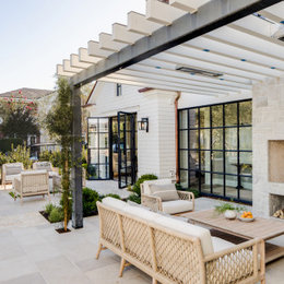 https://www.houzz.com/photos/bayshores-3-beach-style-patio-los-angeles-phvw-vp~191530539