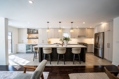 Example of a kitchen design in Toronto