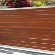 Front wall and gates