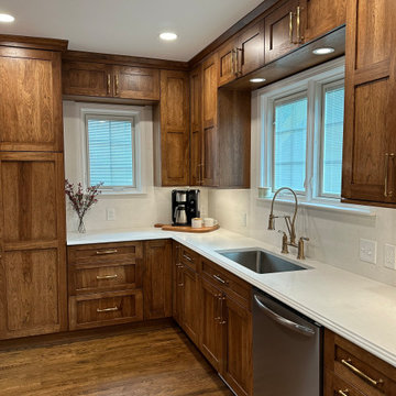 Showplace EVO Hickory Pierce in Truffle