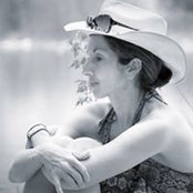 Lora Gray's photo