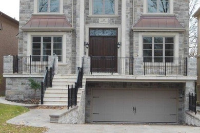 Trendy exterior home photo in Toronto