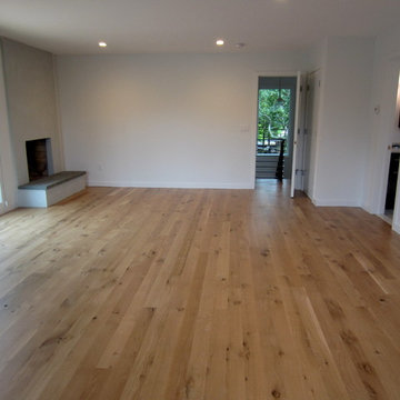 AMAGANSETT: 4" SOLID COUNTRY GRADE WHITE OAK INSTALLED /FINISHED NATURAL