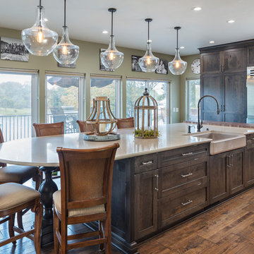 Lake Viking Rustic Kitchen