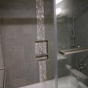 Redmond Modern Bathroom Remodel