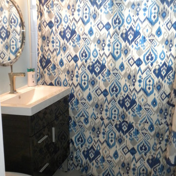 small space bathrooms