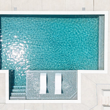 Pools & Outdoor Living
