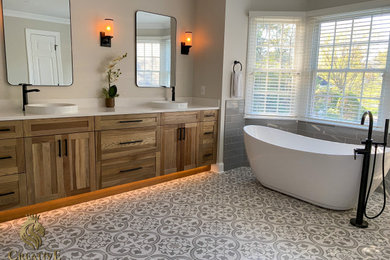 Bathroom - cottage bathroom idea in Philadelphia