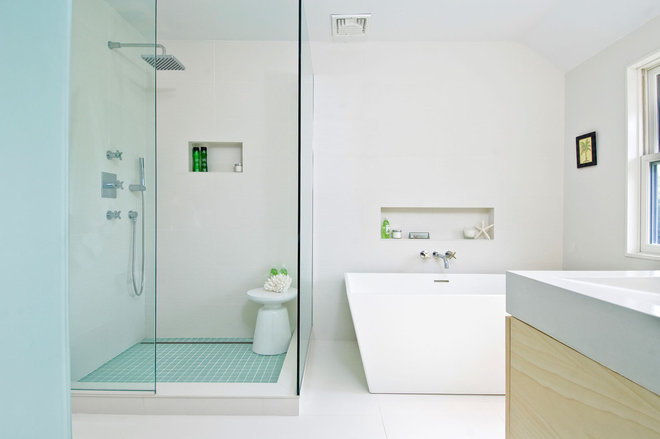 Contemporary Bathroom by Sean Murphy Contracting INC.
