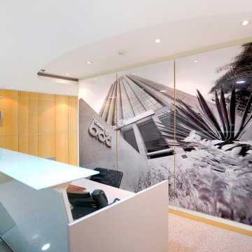 Bespoke Installations & Non-Conventional Formats