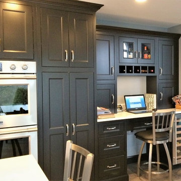 Buddy's A"muse"ing Kitchen