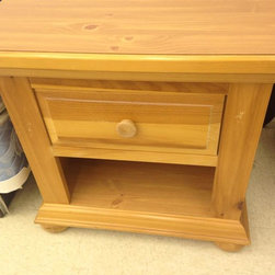 Home Furniture - Coffee And Accent Tables