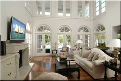 Elegant living room photo in Miami