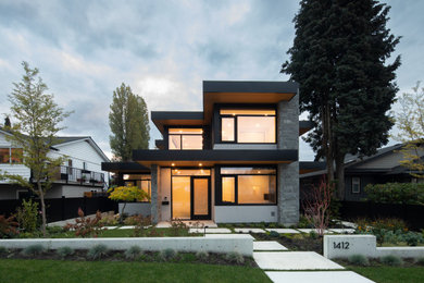Trendy exterior home photo in Vancouver
