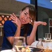 Ami Toyoshimas foto