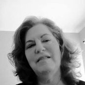 Shelly Levine's photo