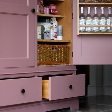 Pampas - Surrey showroom. Traditional kitchen details with splashes of colour.