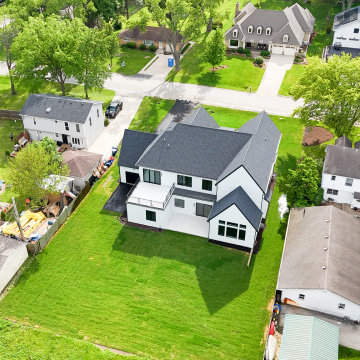 Modern Transitional Multigenerational Parker IV | Downtown Naperville, IL
