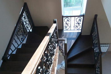 Design ideas for a classic staircase in Saint Petersburg.