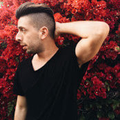 Michael Vegas foto