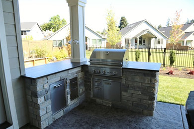 Photo of a traditional home in Portland.