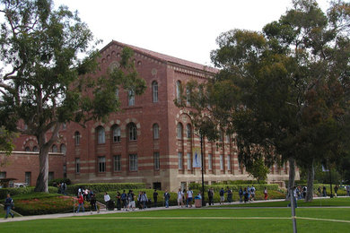 UCLA Haines Hall