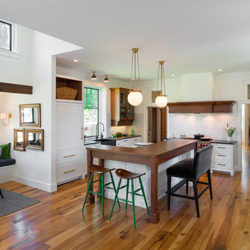 Spruce Street Colonial