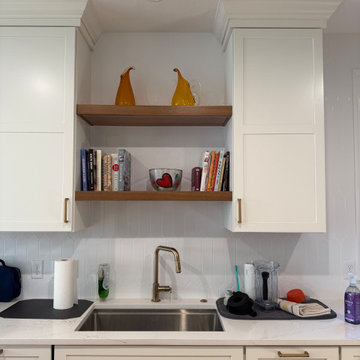 Modern Kitchen Remodeling with Custom Cabinets