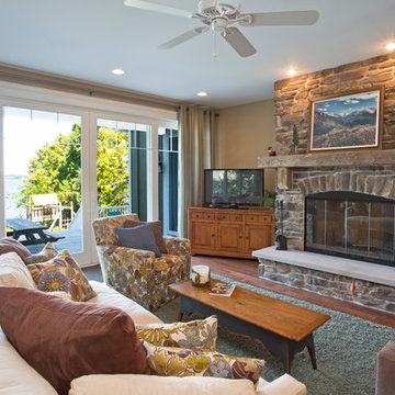 Breezy Pointe - Inland Lake Cottage