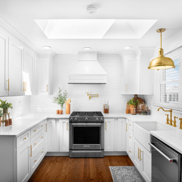 White Shaker & Uptown Brown Kitchen in New Jersey