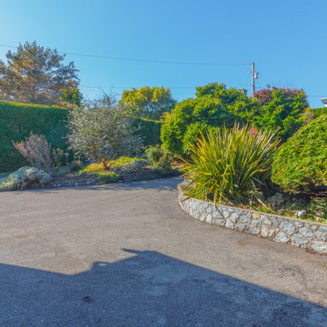 250 King George Terrace - $2,495,000 – MLS 862168