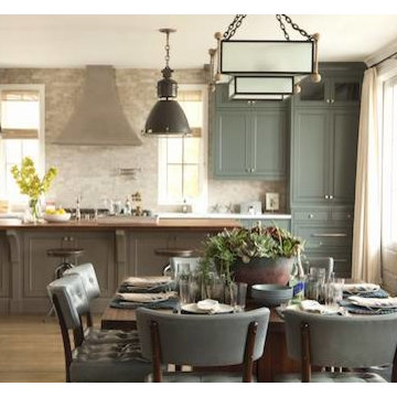 Manhattan Beach Three- Top Pinned Kitchen