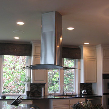Bainbridge Island Contemporary Kitchen Remodel