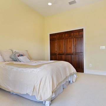 705 N. Lake Adair Blvd. Orlando, FL 32804 (College Park Lakefront Property)