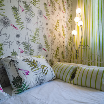 Décoration d'un appartement mélangeant design contemporain et design classique